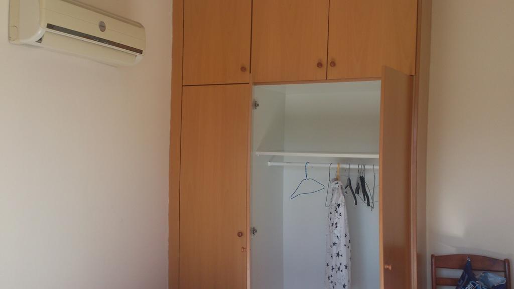 Carisa Olympic Court Apartment Lárnaka Szoba fotó